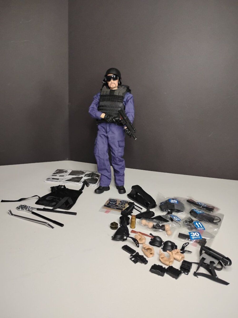 Highly Detail Special Forces 12inch Action Figure SWAT Team (DRIVER)